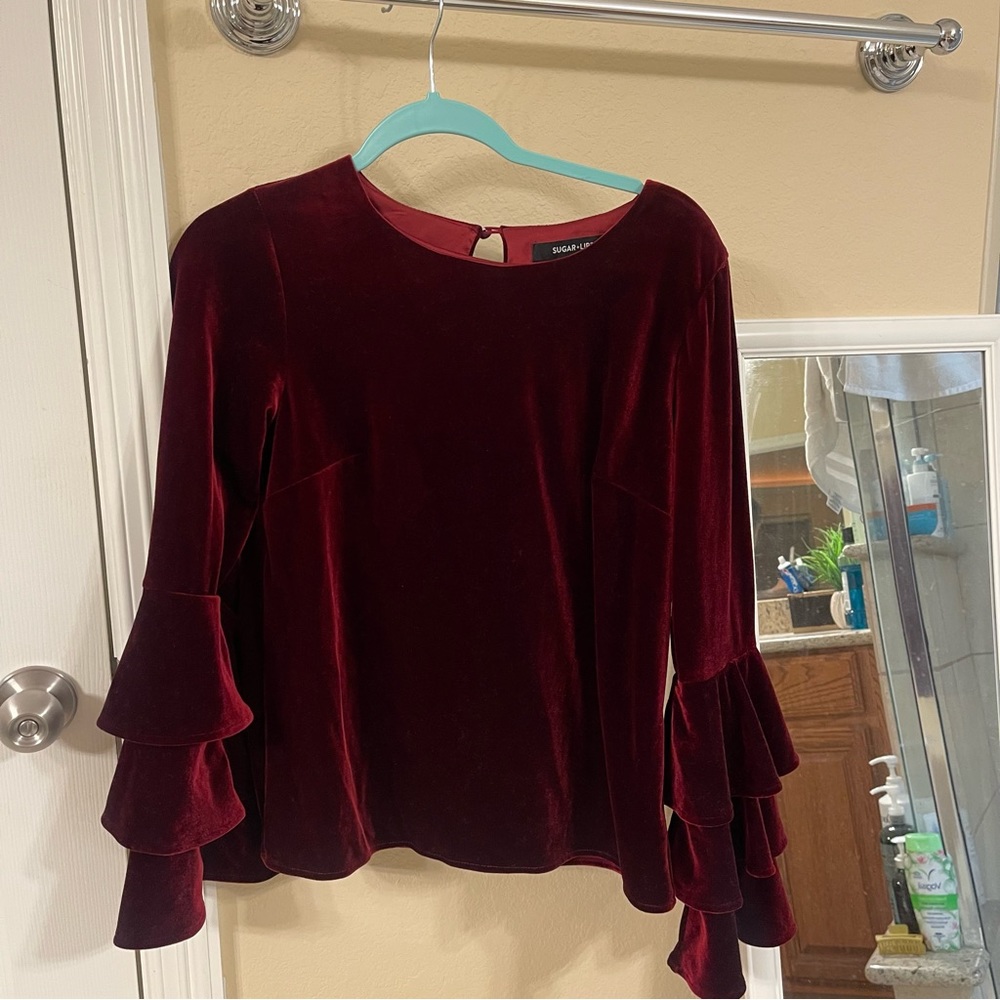 Everson Velvet Ruffle Tiered Sleeve  Burgundy color
